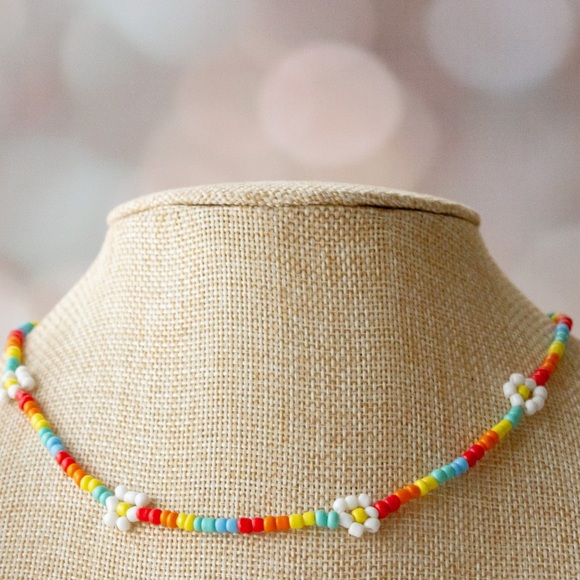 Rainbow Daisy Beaded Necklace - Picture 2 of 10